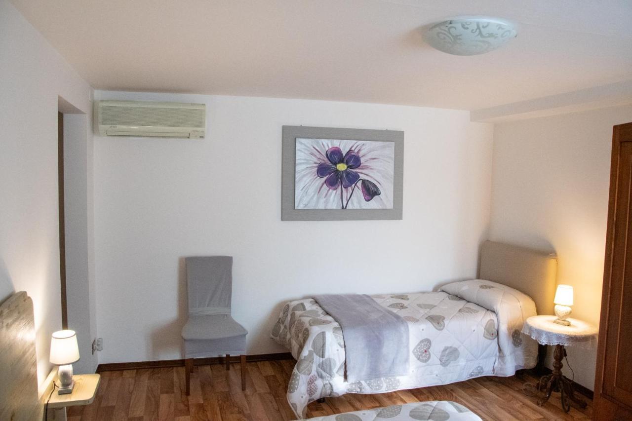 Tal Borc Villa San Vito al Torre Eksteriør bilde
